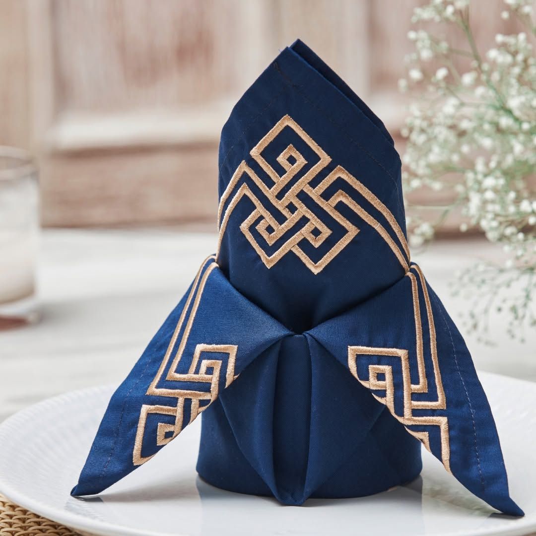 Natural linen Melchiah napkins embroidered with a fine gold ginkgo leaf